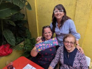 Tico Lingo Team - Yenifer and Homestay Madres