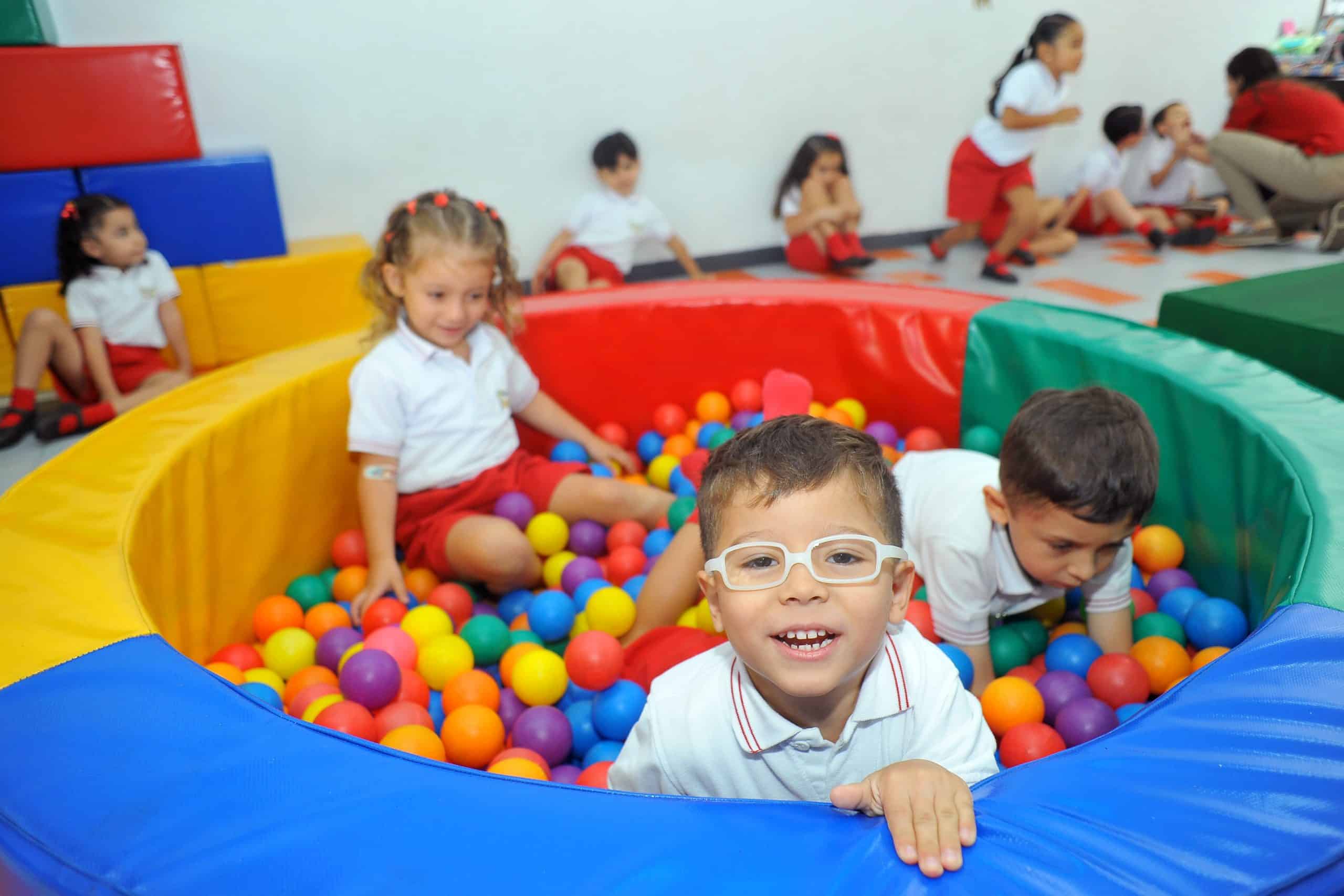 Childcare Volunteer Program in Costa Rica