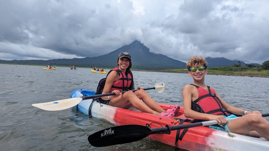 Weekend Kayak trip during Tico Lingo's Spanish Summer Camp