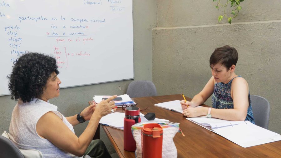 private-spanish-lesson-adult-classroom-teaching-ticolingo-spanish-school-2026